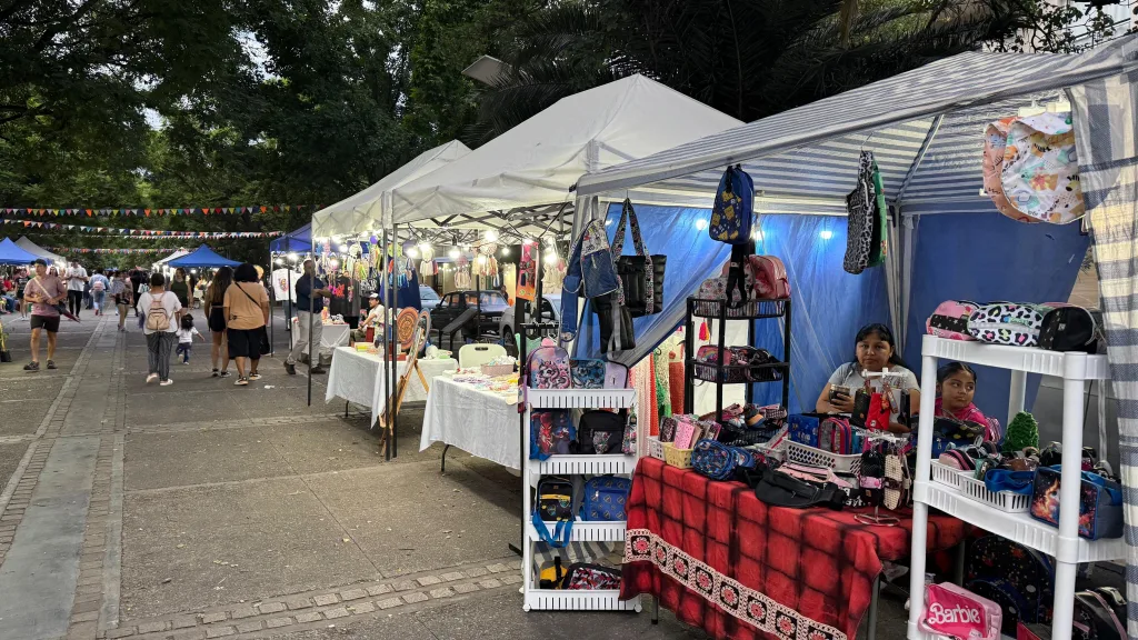 El municipio invita a recorrer los paseos artesanales este fin de semana