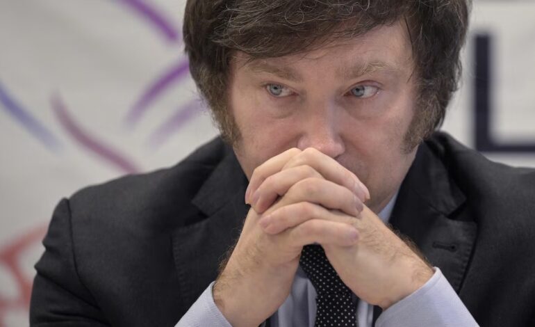 El Gobierno analiza las medidas que tomará para tratar de explicar lo que pasó en la polémica con las criptomonedas