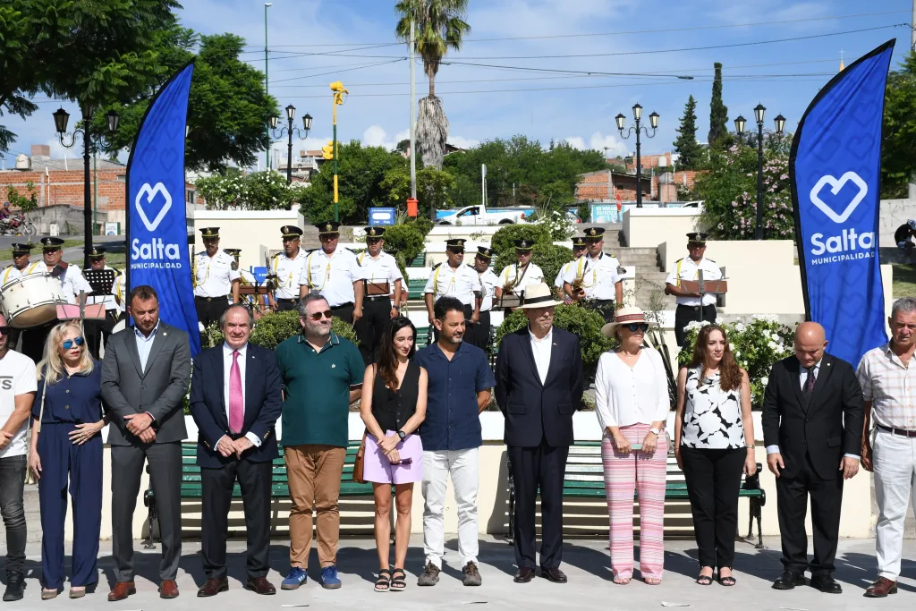 La Municipalidad realizó la puesta en valor de la plaza España