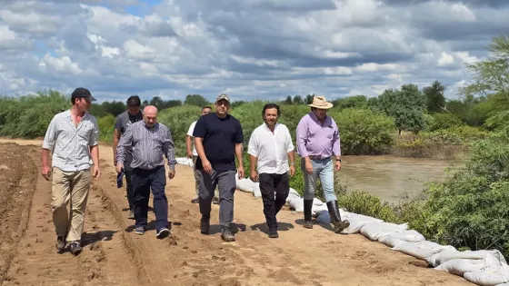 Sáenz afirmó que el Estado continuará en zona asistiendo a las comunidades afectadas por la histórica crecida