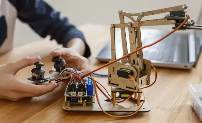 Habrá un Taller de Robótica dictado por la UNSa en la Escuela de Emprendedores