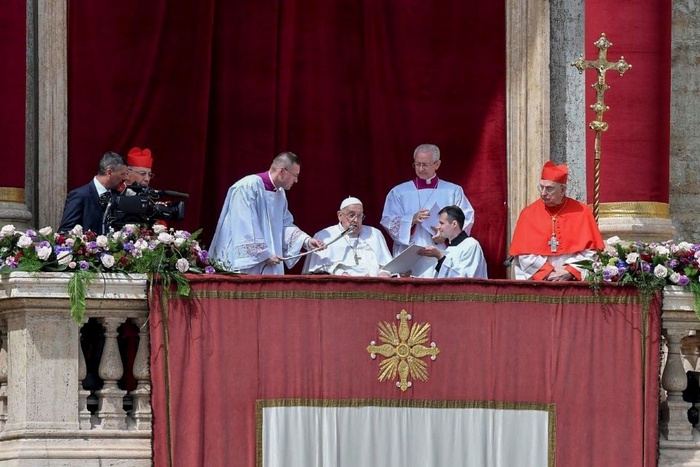 El Papa pidió por la paz mundial en su mensaje de Pascuas