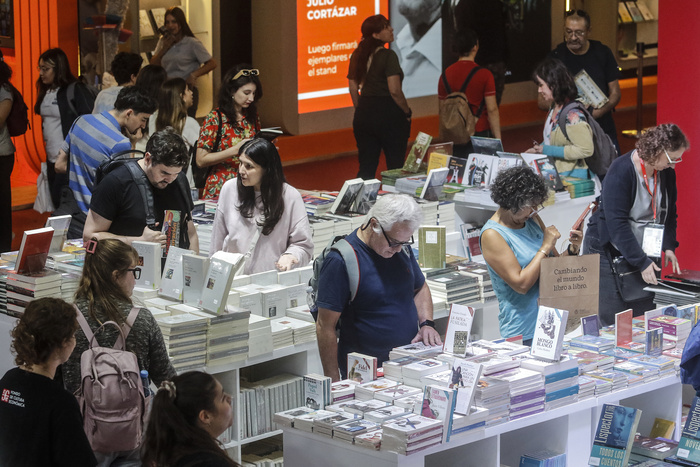 Feria del Libro 2025, entre un leve repunte de ventas y el temor a la apertura de importaciones