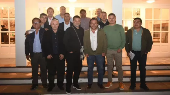 El gobernador Sáenz presidió una mesa de trabajo para planificar acciones conjuntas e integrales en Rivadavia