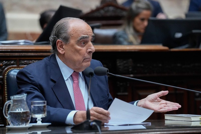 Francos en el Senado para intentar defender el modelo de Milei