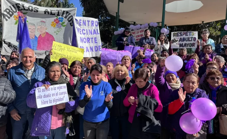 La Municipalidad concientiza a la comunidad sobre el buen trato al adulto mayor