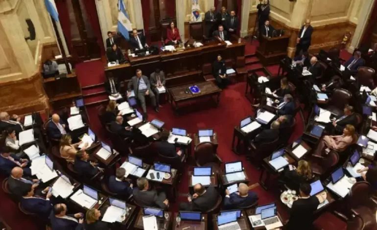 Jueves negro para Milei en el Senado: aprobaron jubilaciones, moratoria previsional, discapacidad y fondos a provincias