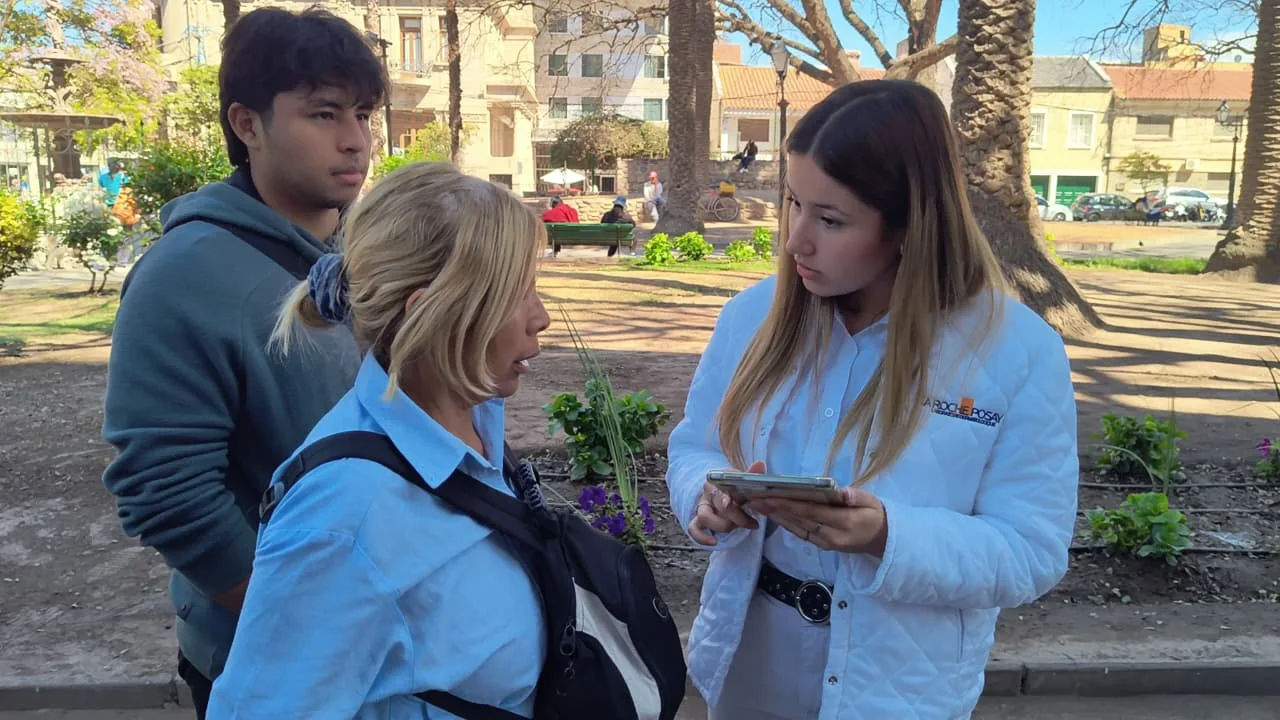 Continúan los controles gratuitos de lunares en plaza Belgrano