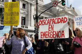 Emergencia en Discapacidad: el Gobierno promulgó la ley, pero suspendió su aplicación