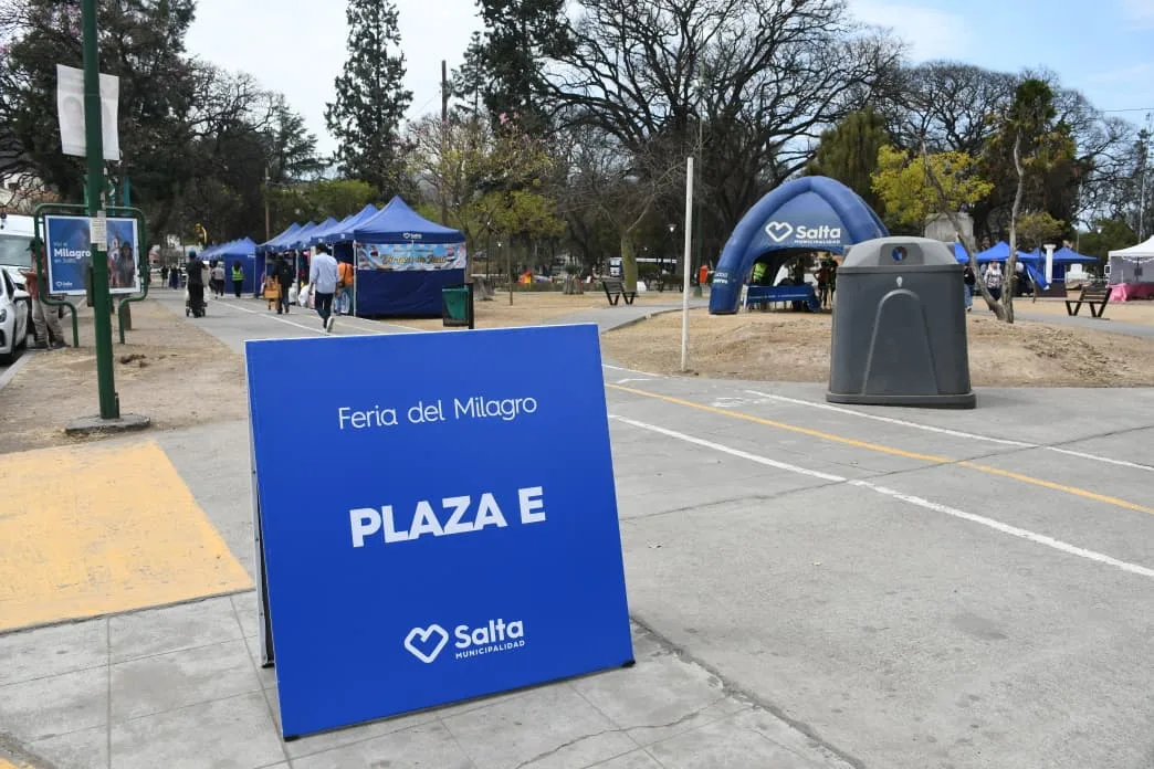 Se puso en marcha la Feria del Milagro en el parque San Martín