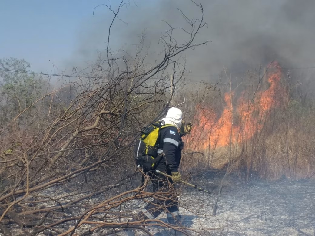 Rige un alerta por incendios forestales en la ciudad para el fin de semana
