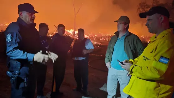 Intenso trabajo de equipos de lucha contra incendios en San Lorenzo