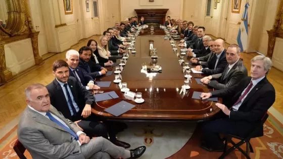 Sáenz participó de la reunión convocada por Milei: “El camino es el diálogo y la búsqueda de consensos para construir una Argentina federal”