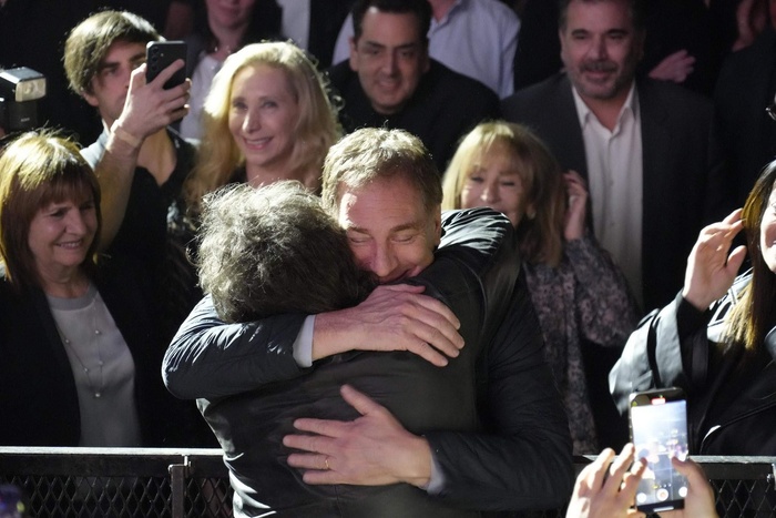 El Gobierno insiste con Santilli y le pide a la Cámara Electoral que le permita encabezar la boleta bonaerense