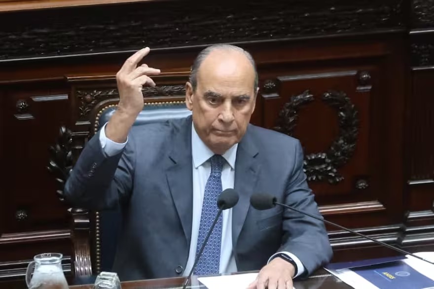 Con un mensaje a la oposición, Francos confirmó que el próximo paso será la reforma laboral y tributaria