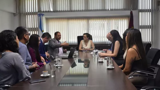 Un convenio impulsa la revitalización del guaraní en ámbitos educativos