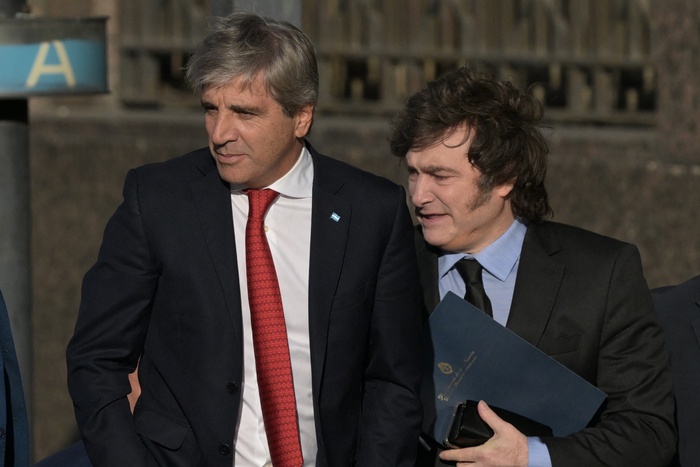 El Gobierno se aferra al atraso cambiario, pero la inflación se mueve más rápido