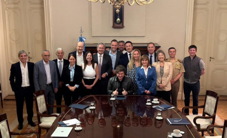 Javier Milei: reunión de Gabinete y del Consejo de Mayo