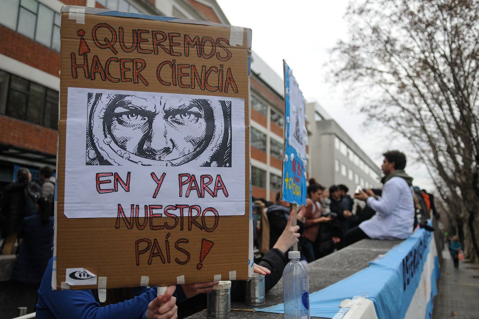 Lo que deparará el 2026: entre la motosierra del gobierno y la resistencia en la calle