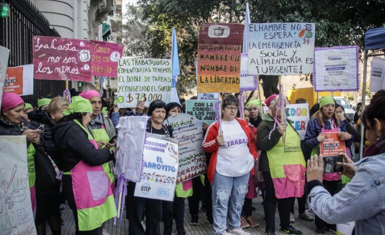 El Gobierno pone a prueba los “vouchers” con los que amenaza reemplazar a los planes sociales