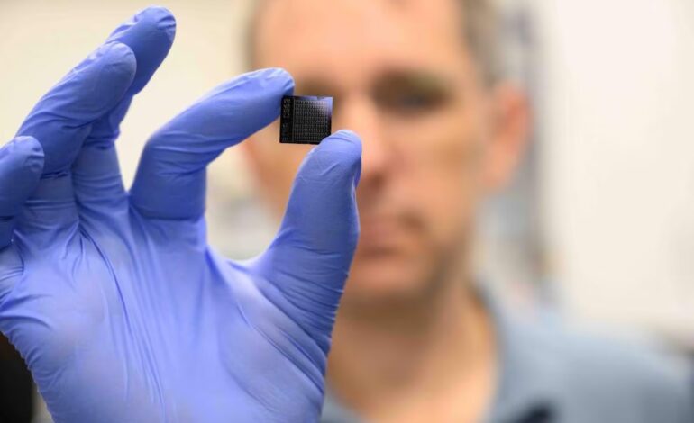 Crean un biochip programable que puede transformar la manera en que la ciencia responda a futuras pandemias
