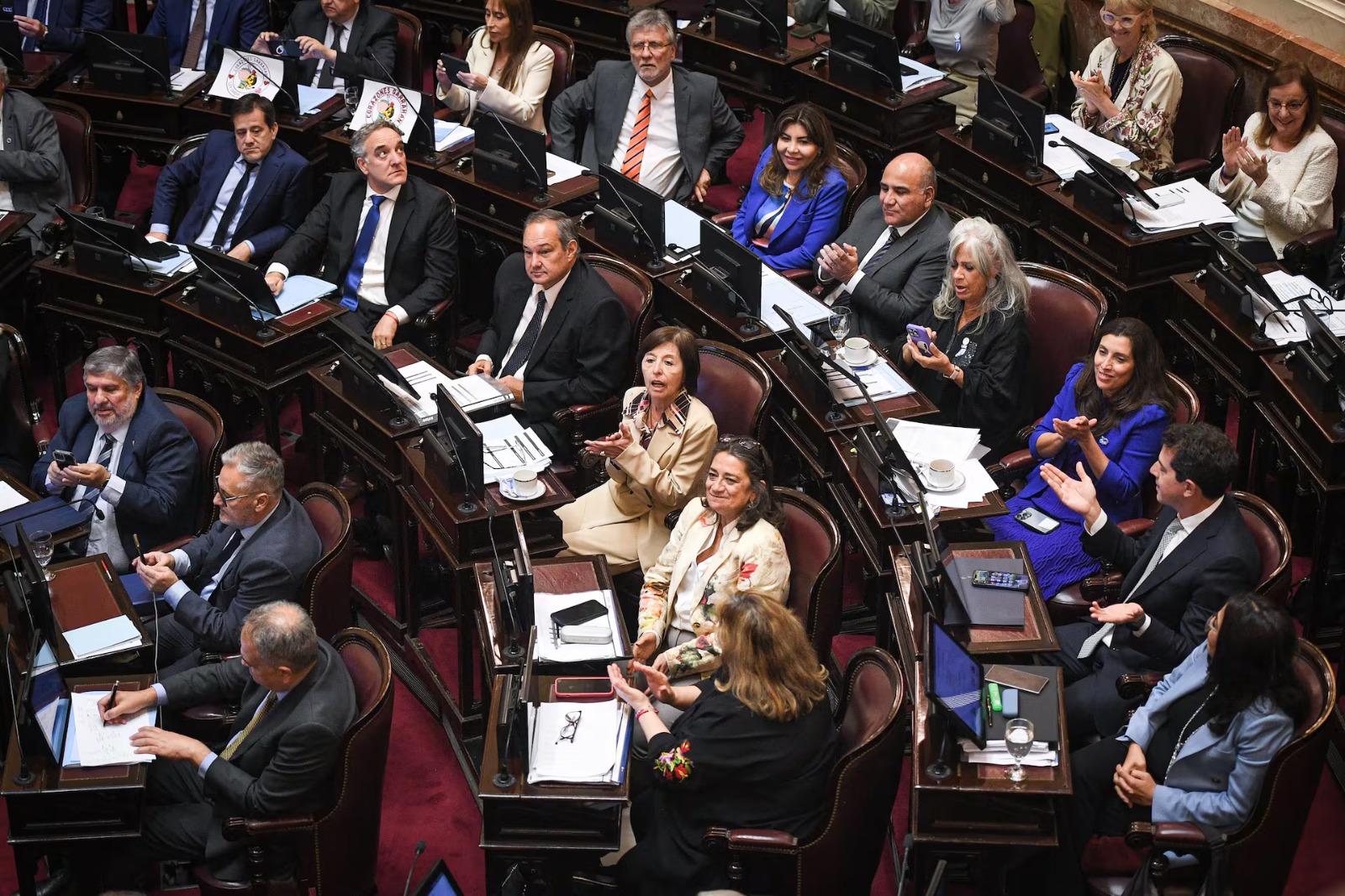 Reforma laboral: el Gobierno quiere tratamiento express y Fuerza Patria contragolpea con su propio dictamen