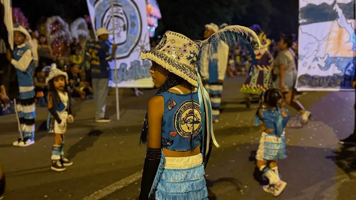 Las noches de carnaval continúan en Castañares con el Corso Infanto-Juvenil