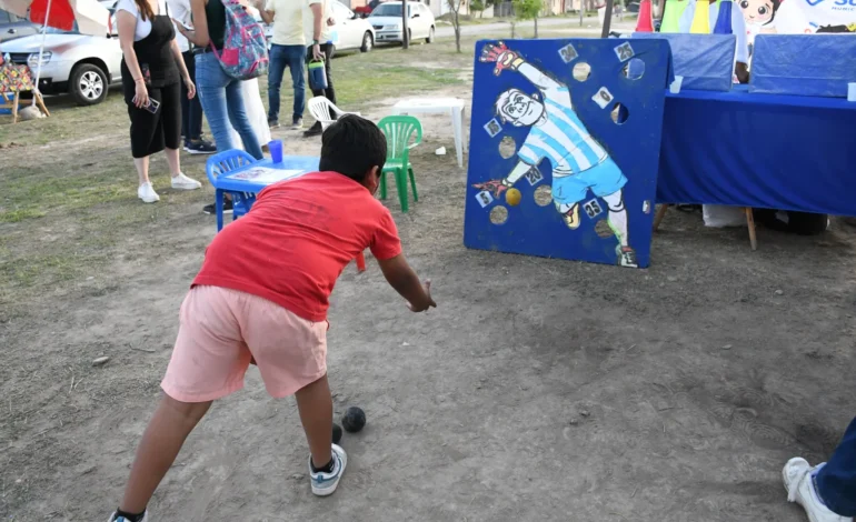 “Volvamos a la Plaza”, llega con los Reyes Magos al Asentamiento San Javier