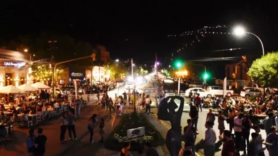 Estacionamiento nocturno gratuito para fortalecer la actividad turística y gastronómica