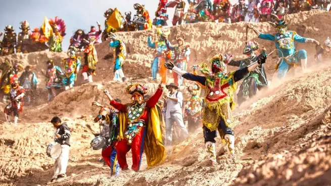 Impacto turístico por el fin de semana largo de carnaval, con alta ocupación y rutas colmadas