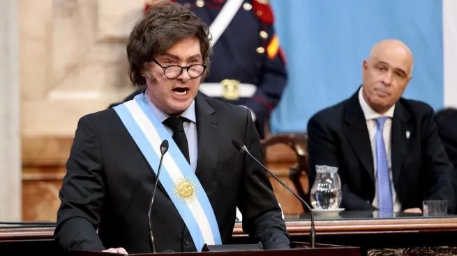 Congreso alineado, economía en alerta: Javier Milei acelera reformas ante el vacío opositor