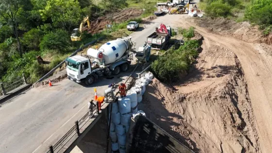 Continúan los trabajos de protección del puente de la RP 5 sobre el arroyo Las Hacheras