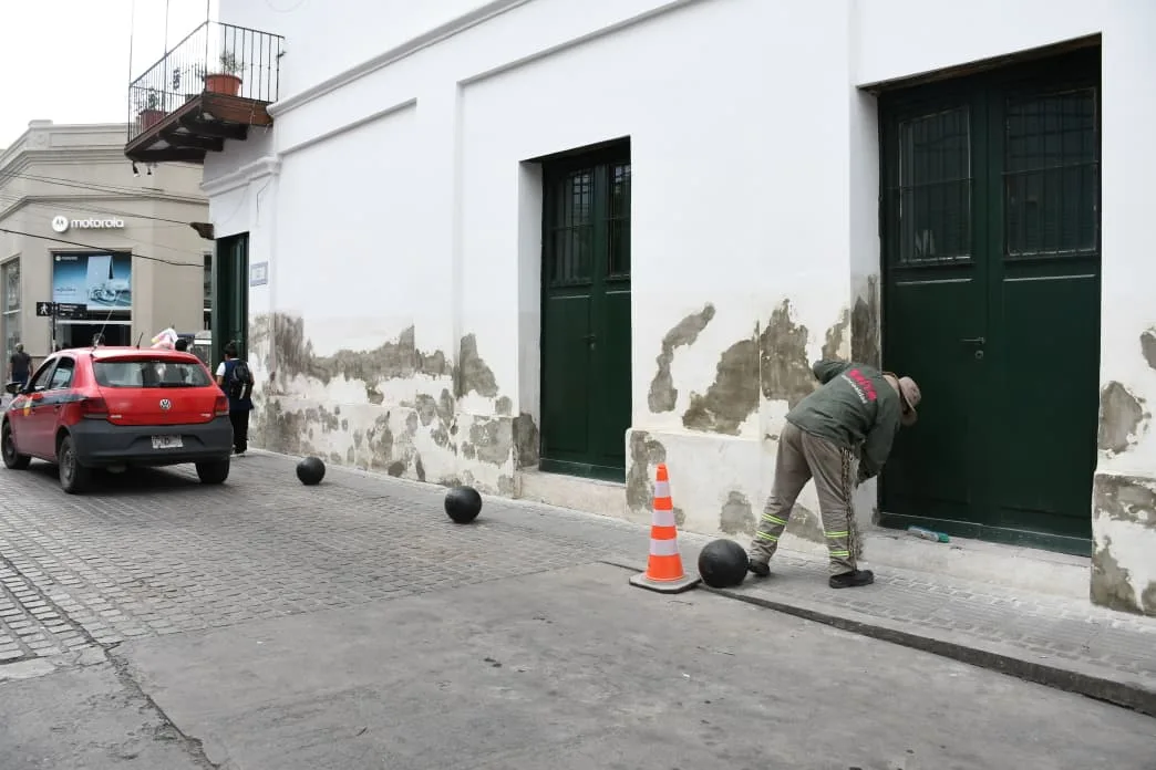 La Municipalidad continúa embelleciendo el casco histórico de la ciudad