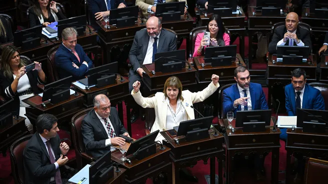 El Gobierno promulgó la reforma laboral: indemnizaciones, vacaciones y límites a la actividad sindical