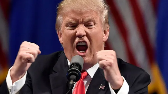 Donald Trump refuerza el control militar y ordena destruir barcos que intenten minar el estrecho de Ormuz