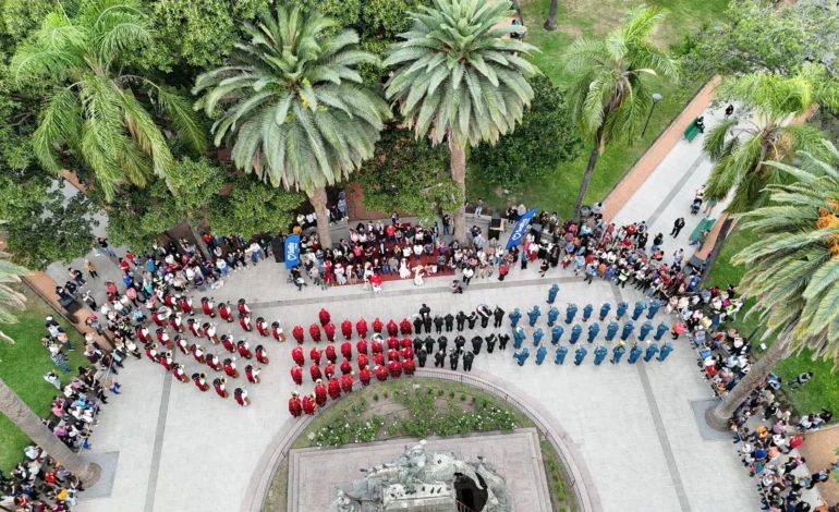 Salta celebra su aniversario con un Encuentro de Bandas en la plaza 9 de Julio