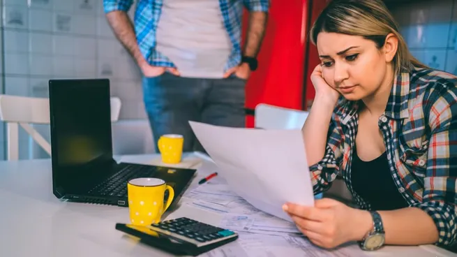 Radiografía de la economía de las familias: 6 de cada e cada diez hogares tienen deudas según un estudio privado