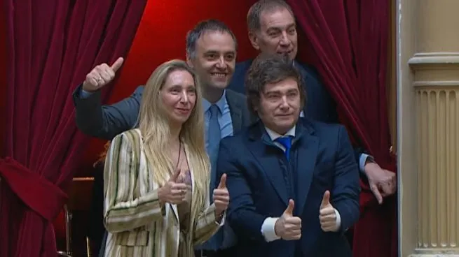 Manuel Adorni expone en Diputados y la oposición se prepara para acorralarlo