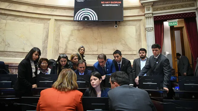 Sin votos para aprobar su reforma electoral, el Gobierno evalúa alternativas en el Senado