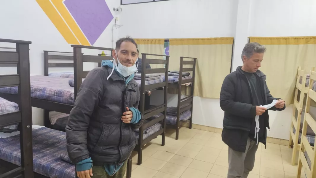 En la noche más fría del año, el Hogar de Noche albergó 79 personas en situación de calle