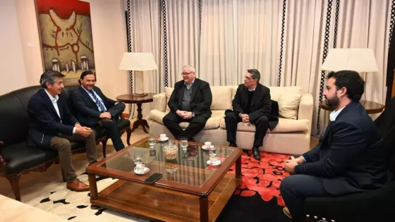 Sáenz con directivos de Abrasilver: El proyecto Diablillos de oro y plata por USD 760 millones se incluyó en el RIGI