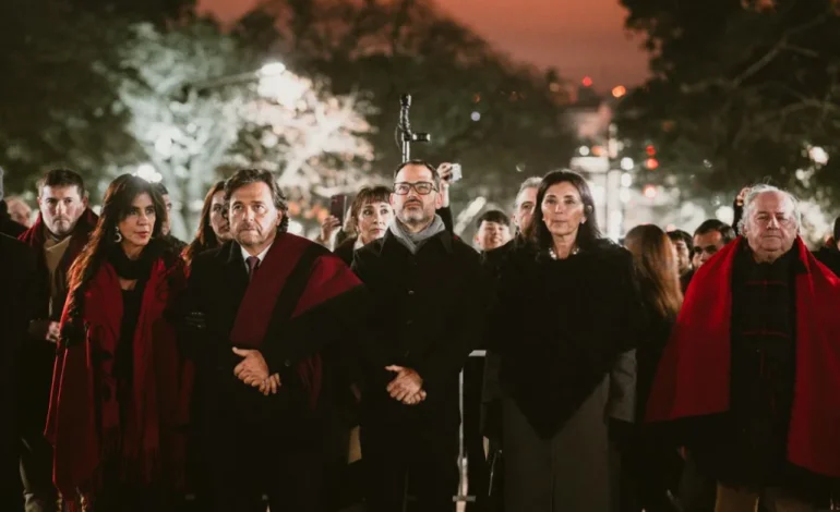 El Intendente acompañó la Guardia Bajo las Estrellas en memoria al General Güemes