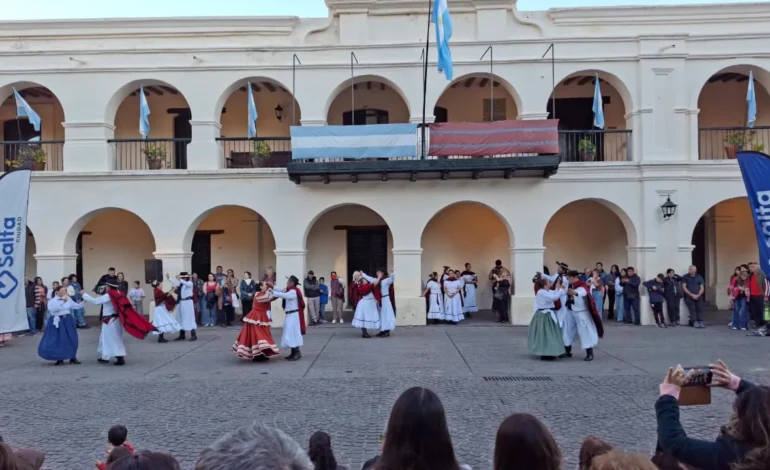 Imponente presentación del ballet “Tradición Salteña” por el 9 de Julio