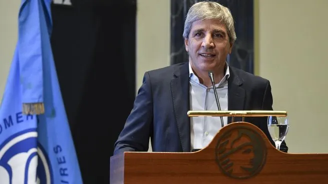 Inocencia Fiscal II: Luis Caputo presentará el proyecto para intentar que salgan los dólares del colchón