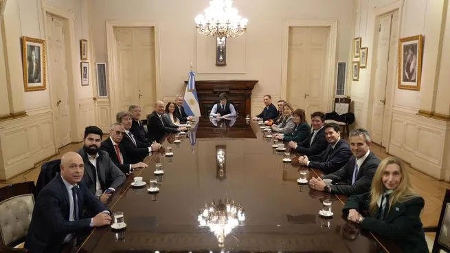 Javier Milei reúne al Gabinete tras la cadena por Malvinas, con la mira puesta en el Presupuesto 2027 y el Súper RIGI