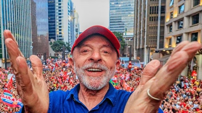 Lula da Silva hace historia en Brasil: revirtió el resultado en balotaje y accede a su cuarto mandato como presidente